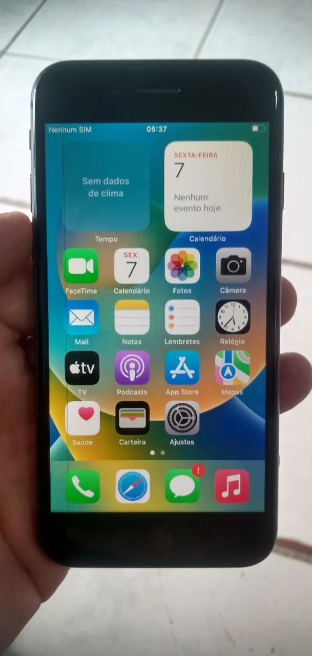 iPhone 8