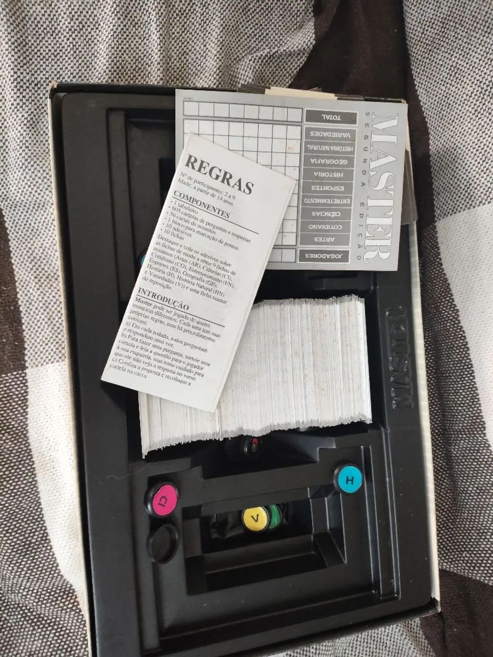 Kit 2 Jogos de Tabuleiro Master + Não Pode Rir 2 - Foto 4