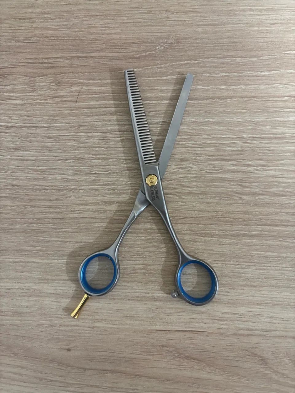 Tesoura de cortar cabelo (desfiar)  - Foto 2