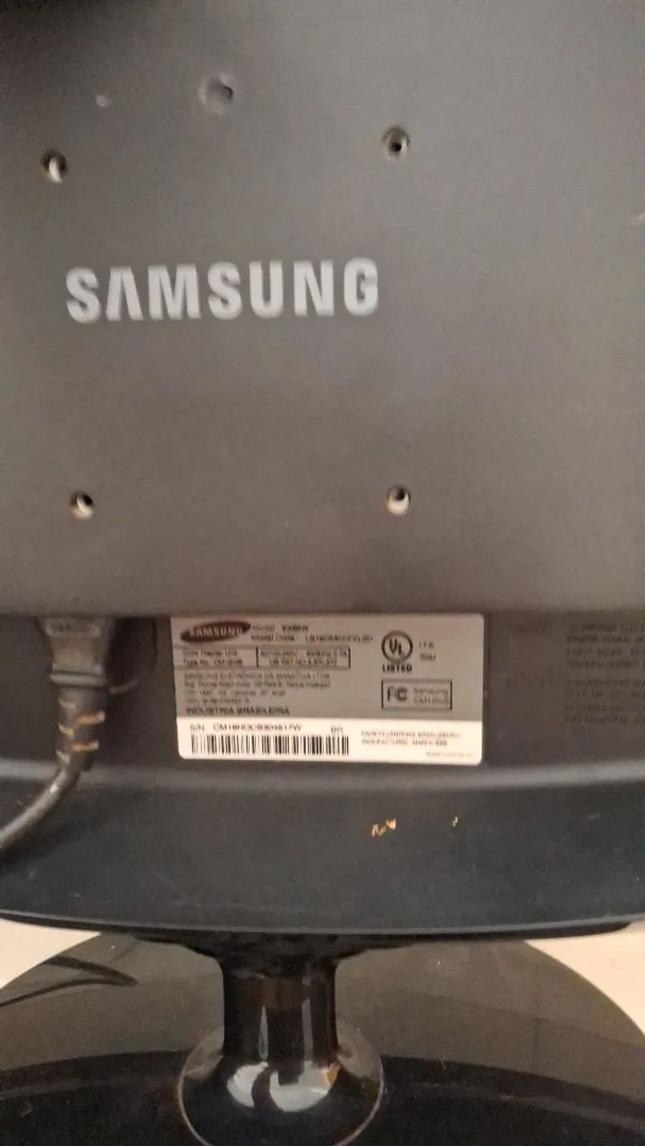 Monitor AOC 19 POL