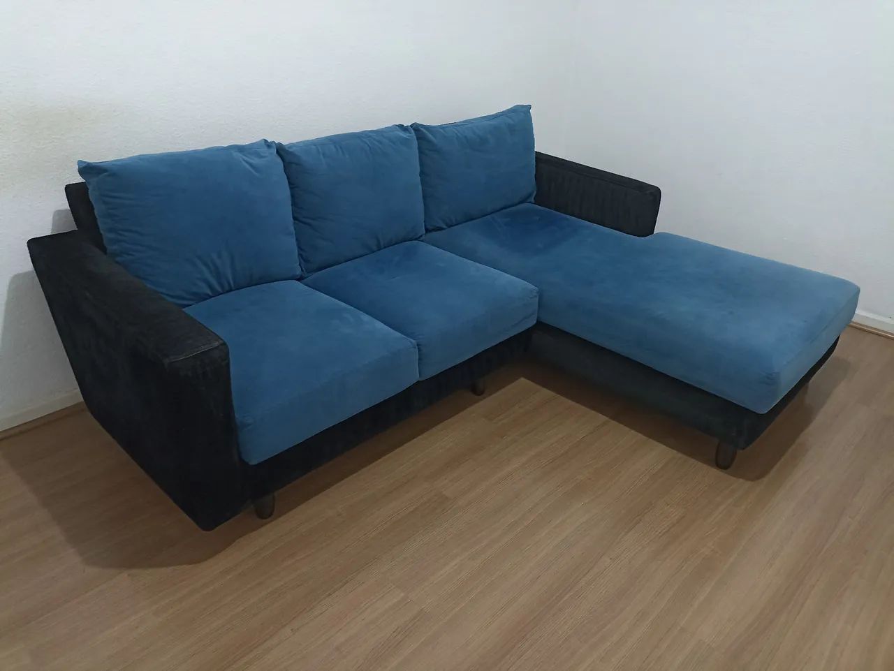 Sofá 3 lugares  com Chaise - Foto 2