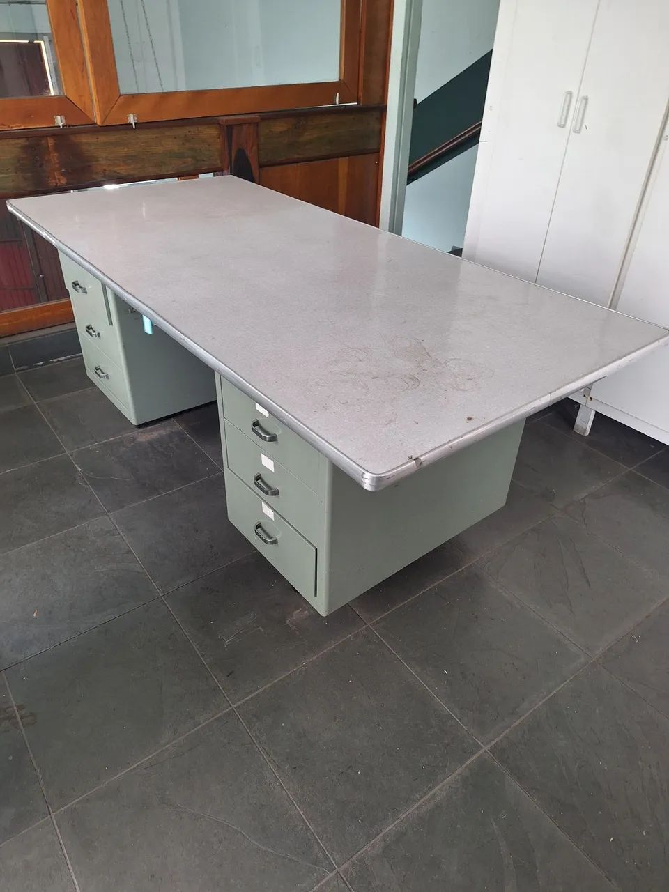 Mesa de escritório vintage em aço - Foto 3