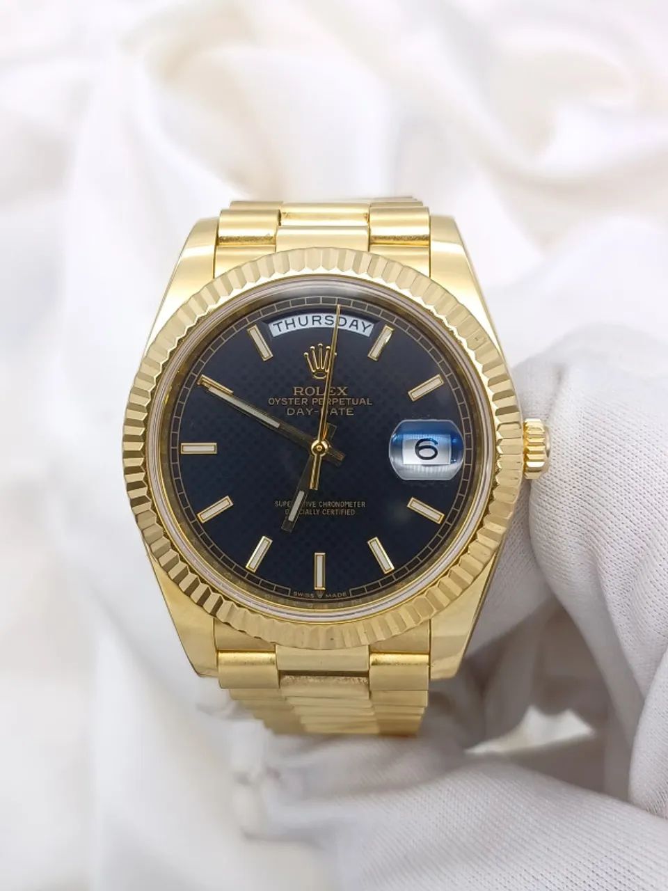 Relogio Rolex Oyster Perpetual Day - Date - ETA S/c