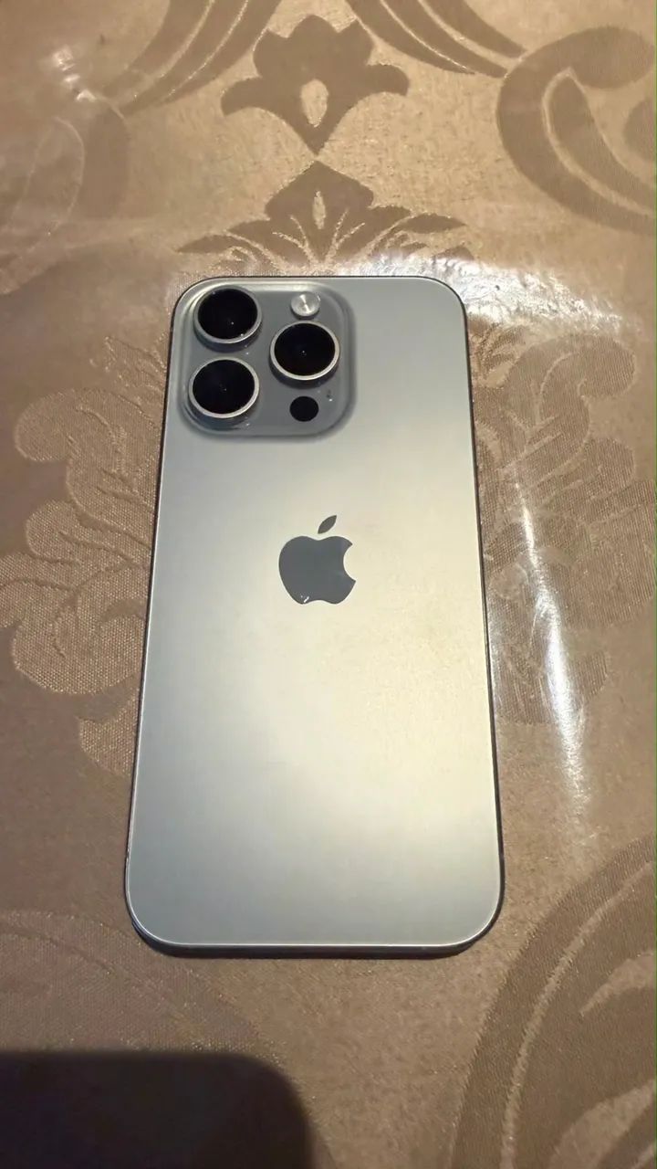 iPhone 15 Pro - Foto 4