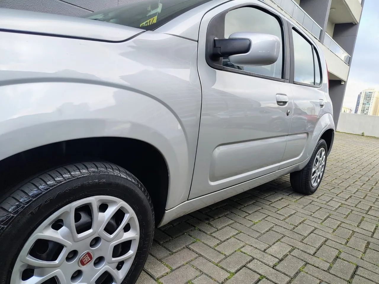 Fiat Uno VIVACE/RUA 1.0 EVO Fire Flex 8V 5p, foto 12 de 16
