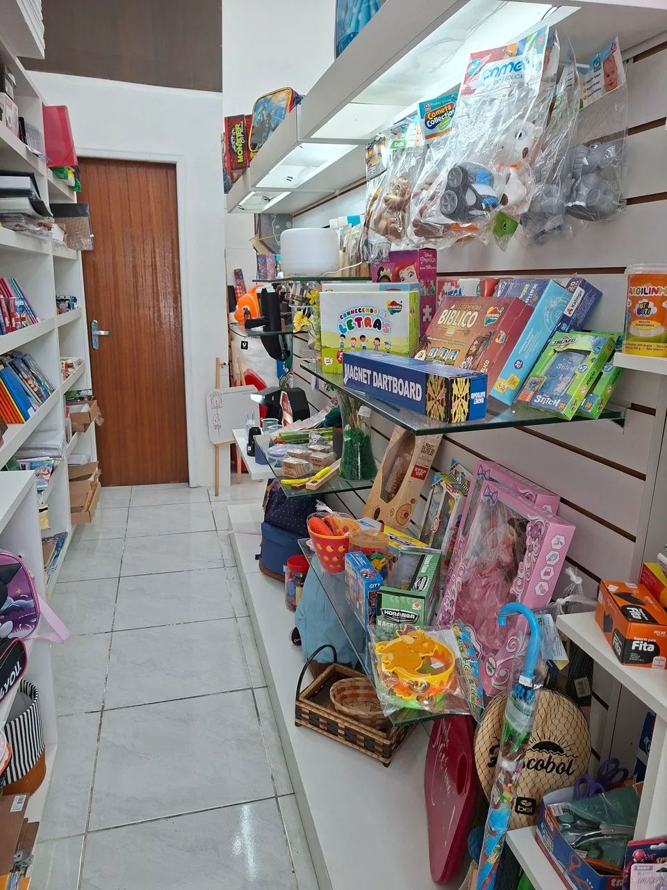 Papelaria  com móveis  a venda  - Foto 5