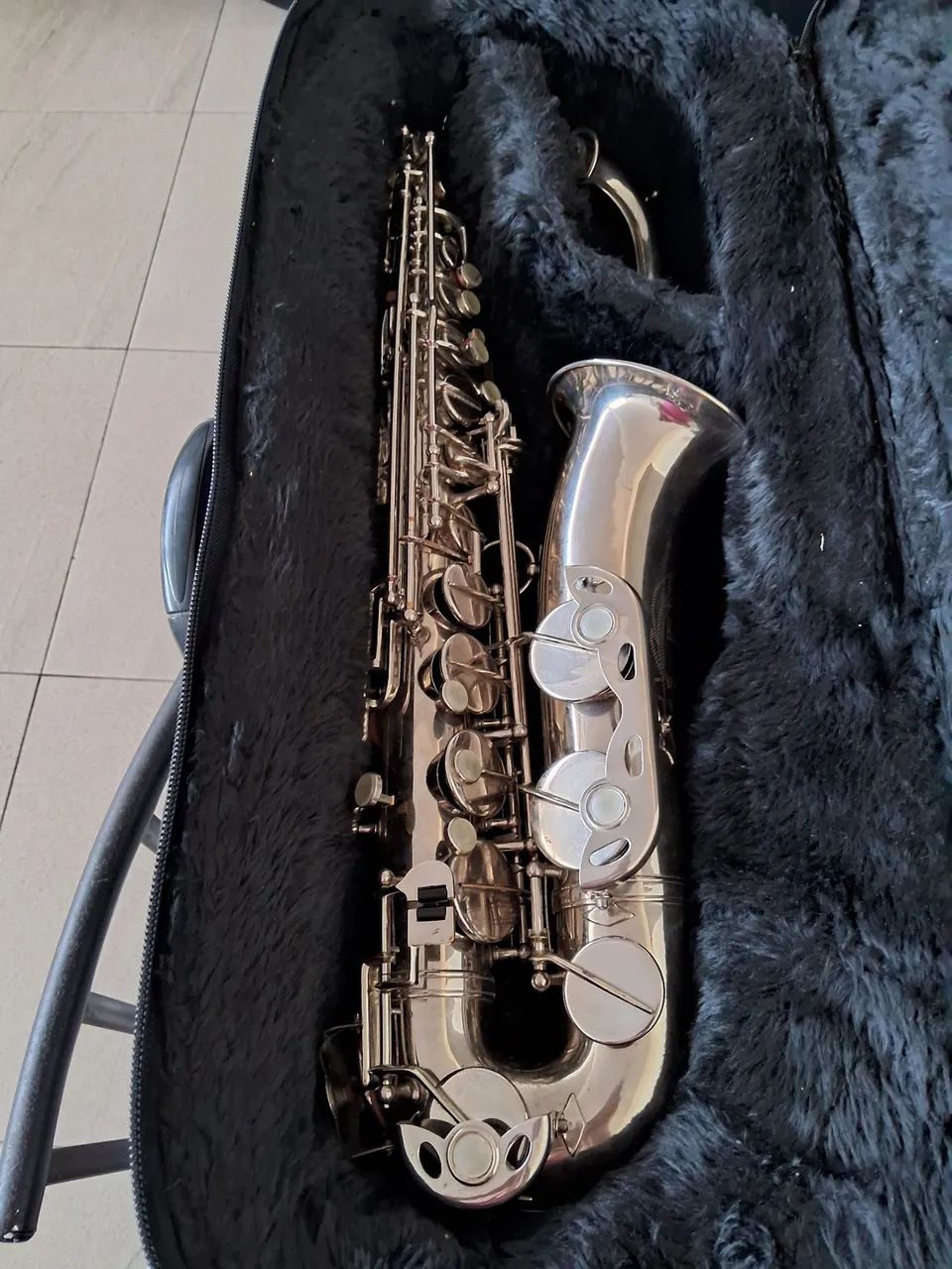 Sax tenor em dó 