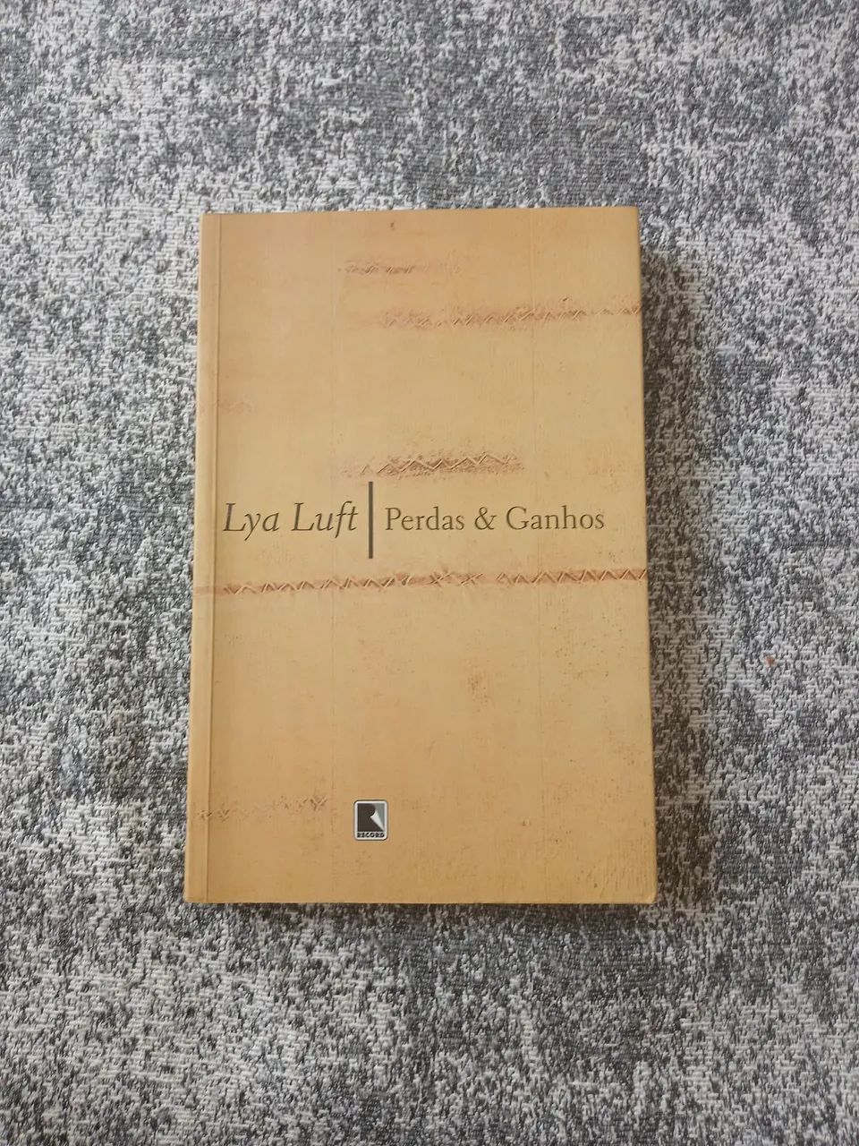 Livro Perdas e ganhos- Lya Luft
