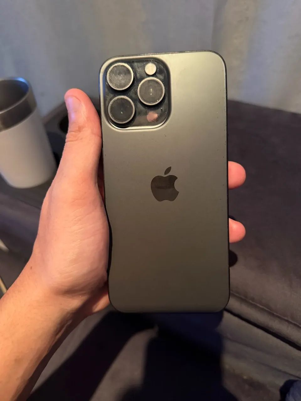 iPhone 15 Pro Max - Foto 2
