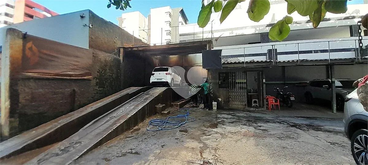Loja Térrea Comercial - 600m², Ponta Verde - Foto 4