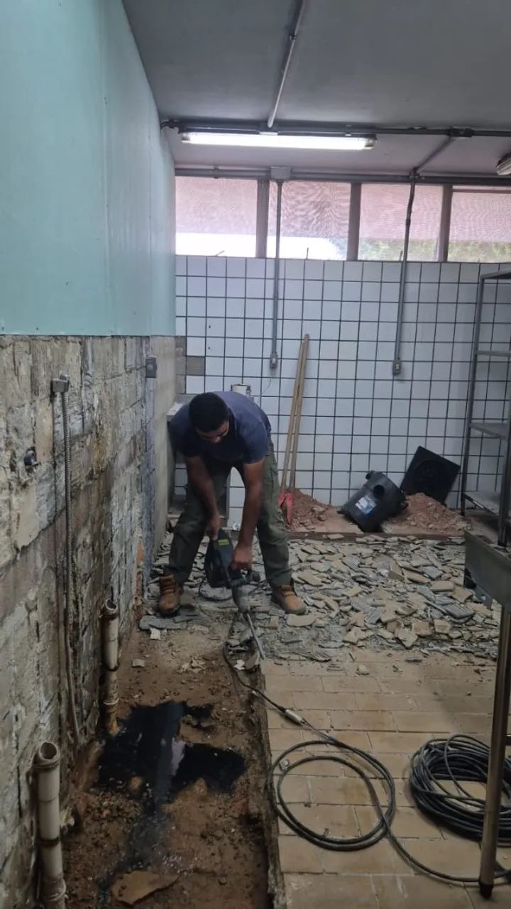 PEDREIRO, REFORMAS, MANUTENÇÃO EM GERAL - Foto 2