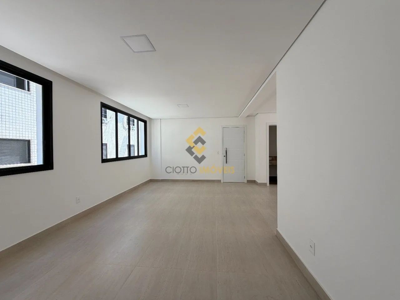 Apartamento 3 quartos - Liberdade