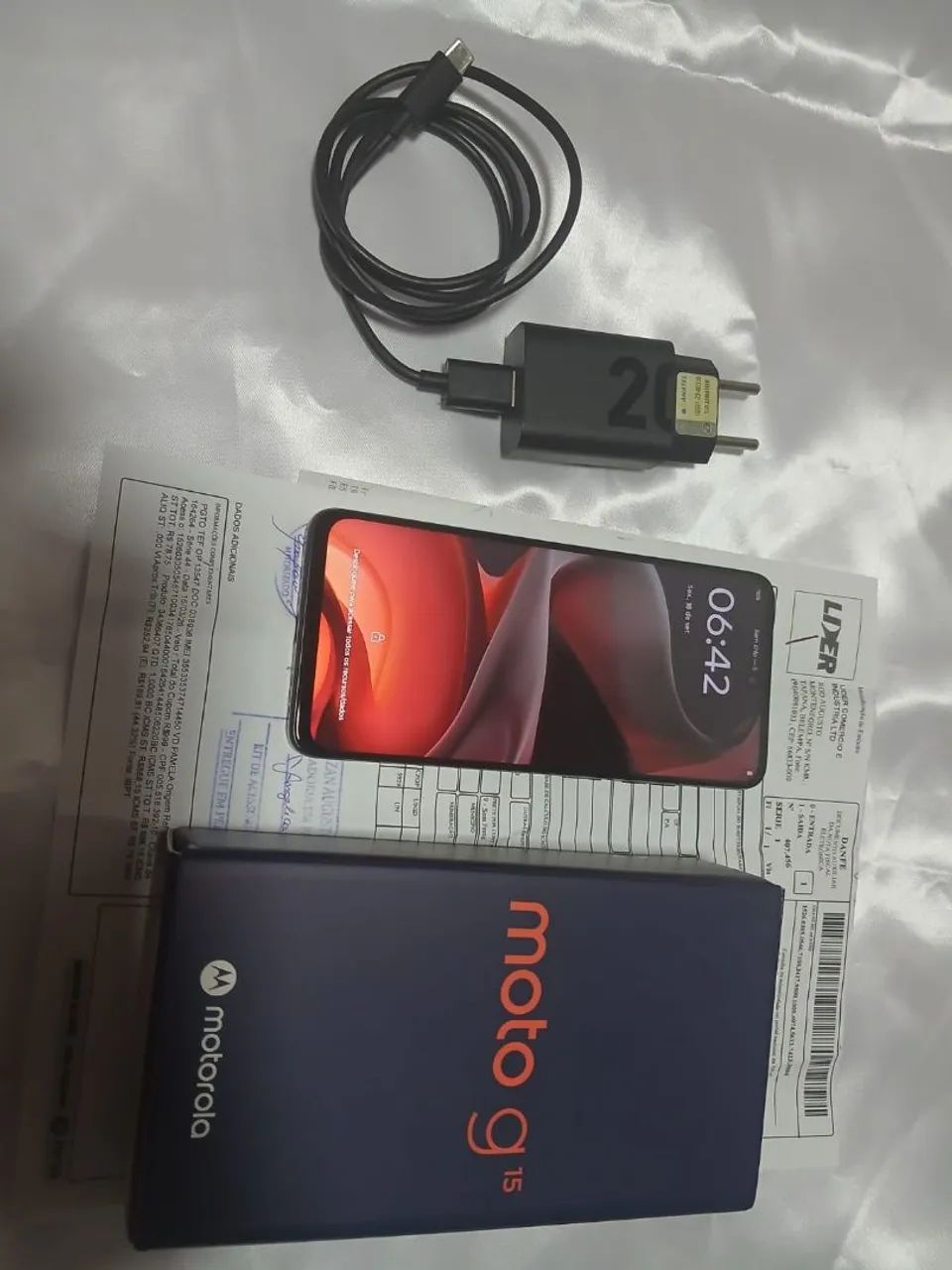 Moto G15 256 GB Com Nota Fiscal  - Foto 2