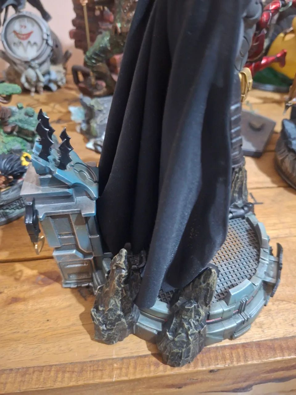 BATMAN  UNLEASHED Iron Studios  - Foto 4