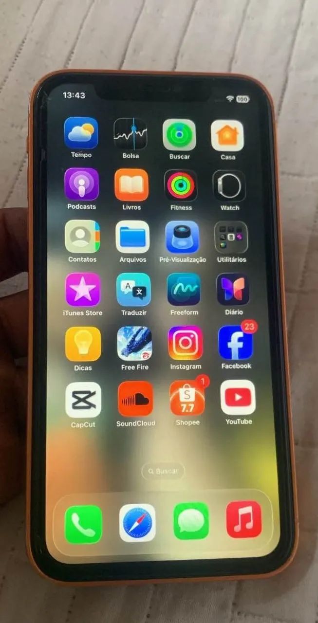 iPhone 11 128 gigas na carcaça do 17 pro Face ID off  - Foto 2