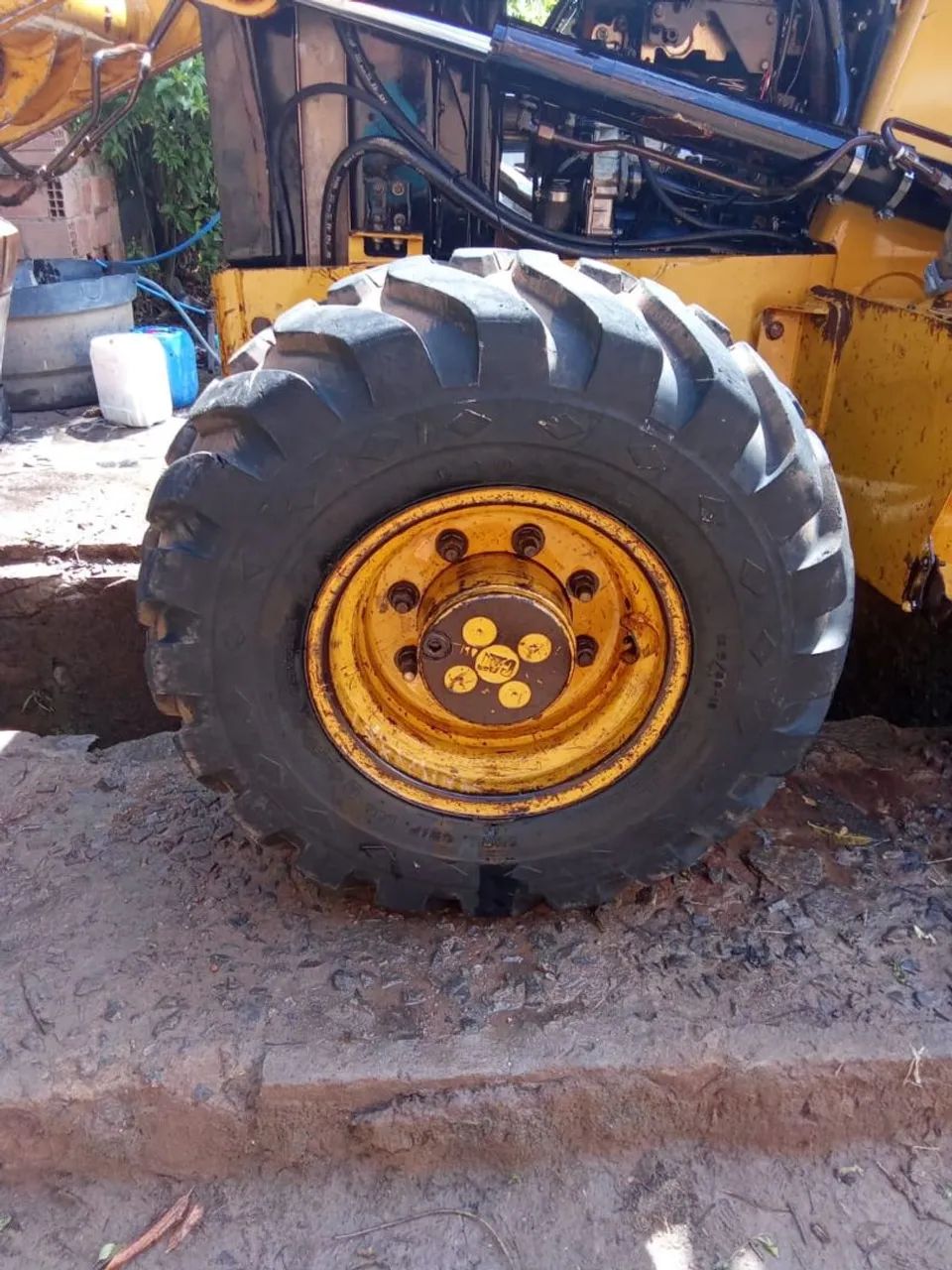 Retroscavadeira  - Foto 5