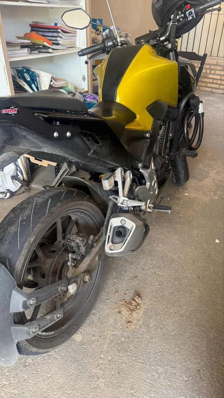 CB 300 F - Foto 3