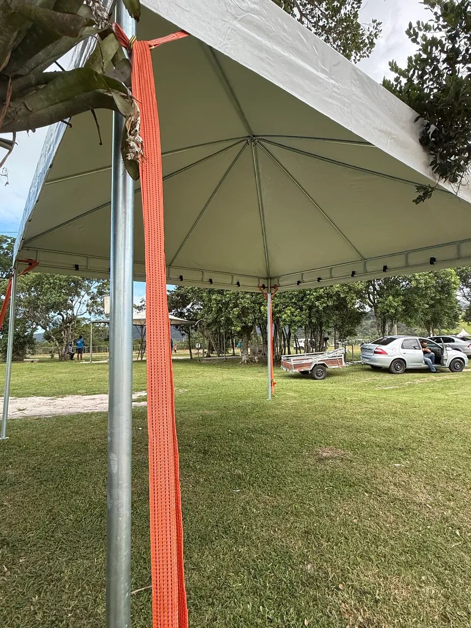 Tenda 5x5 branca nova  - Foto 5