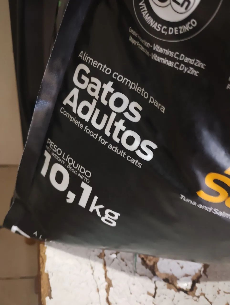 Ração de gato e petisco - Foto 2