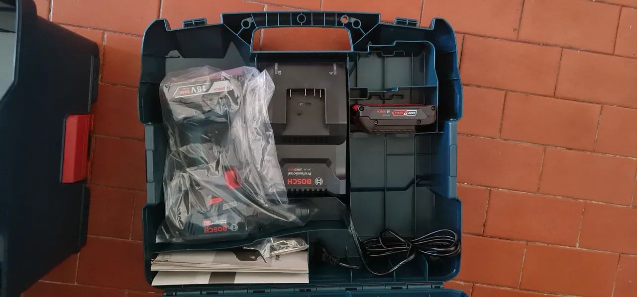 Ferramentas elétricas Bosch e maletas novas! - Foto 4