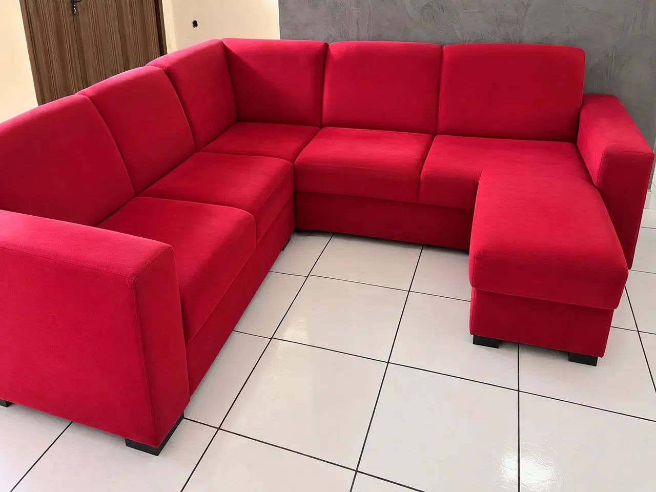 ? Sofá em L vermelho - excelente estado
