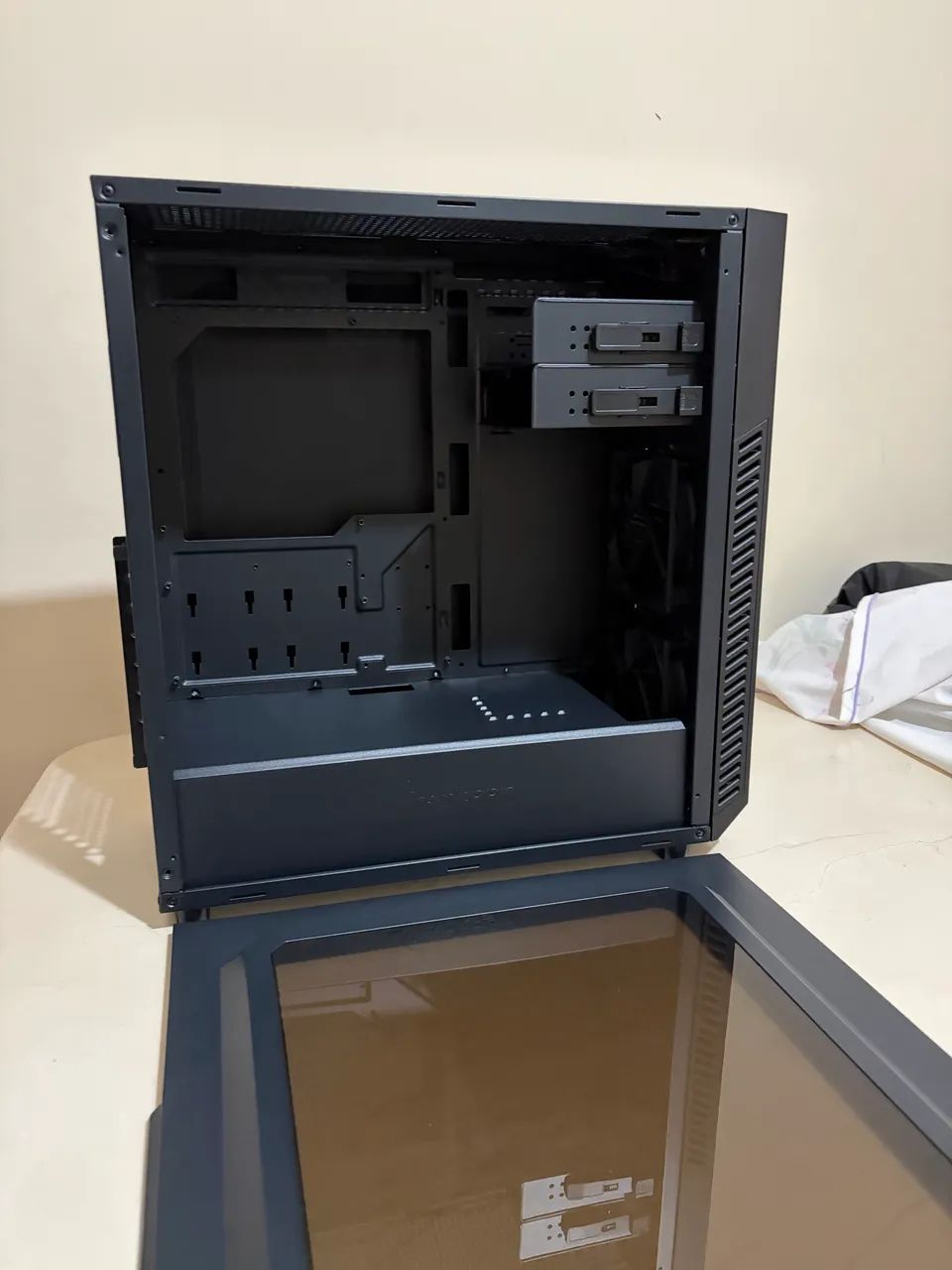 Gabinete Sharkoon VS7 Mid ATX