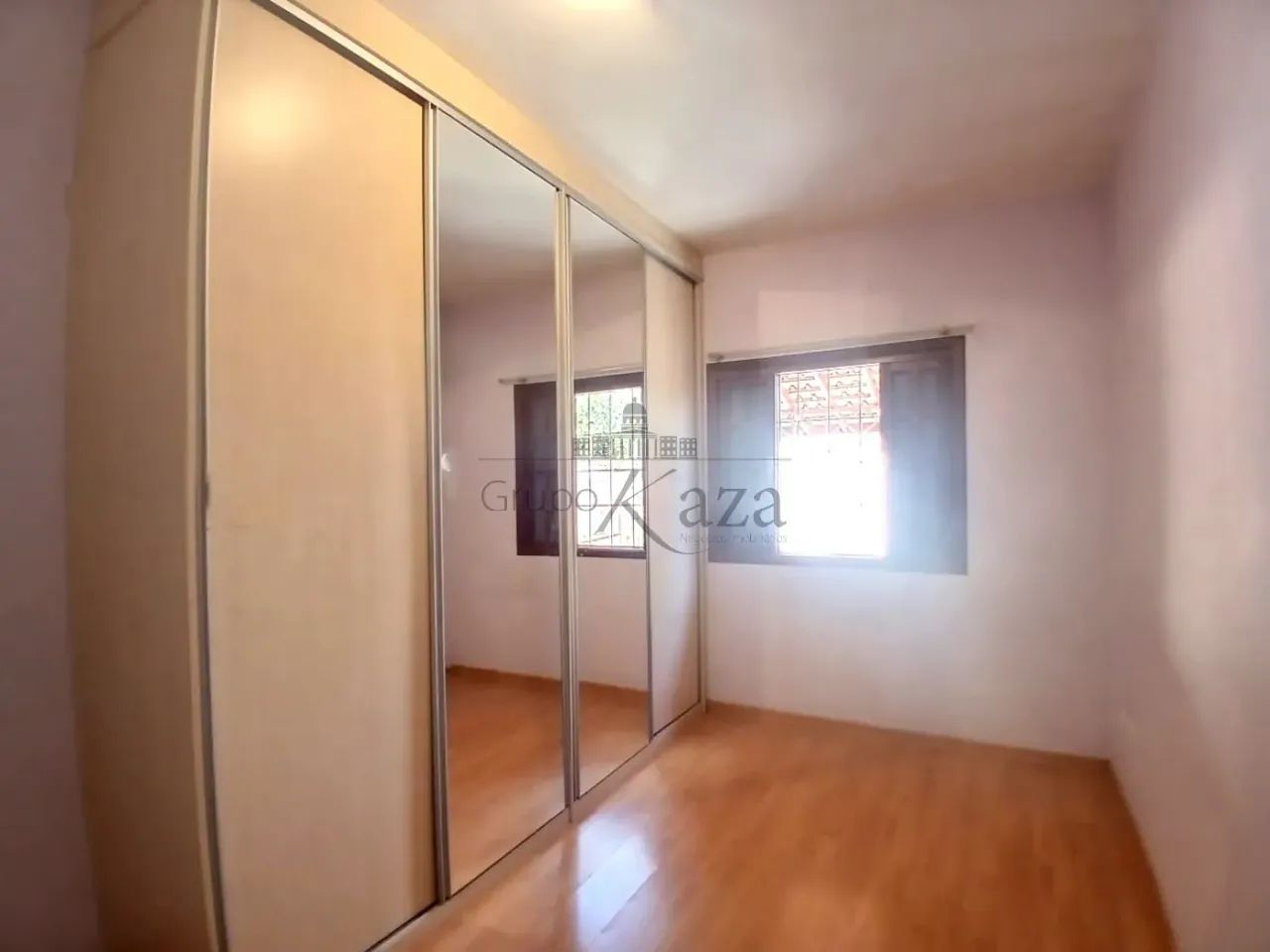 Casa com Edícula - Jardim Satélite - 3 Dormitórios - 180m². - Foto 5