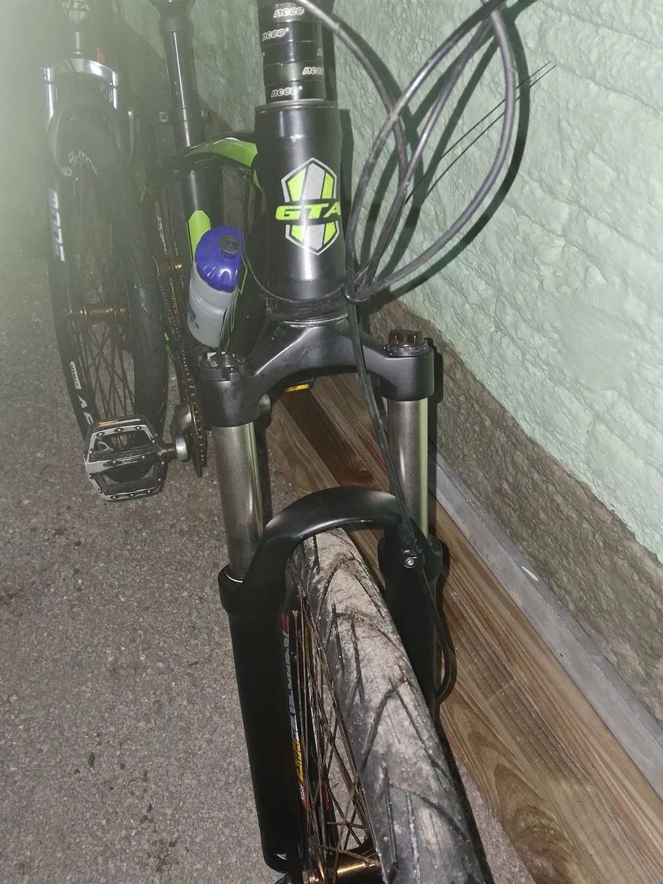 Vendo  02 bicicleta GTA ALUMÍNIO ARO 26 - Foto 2