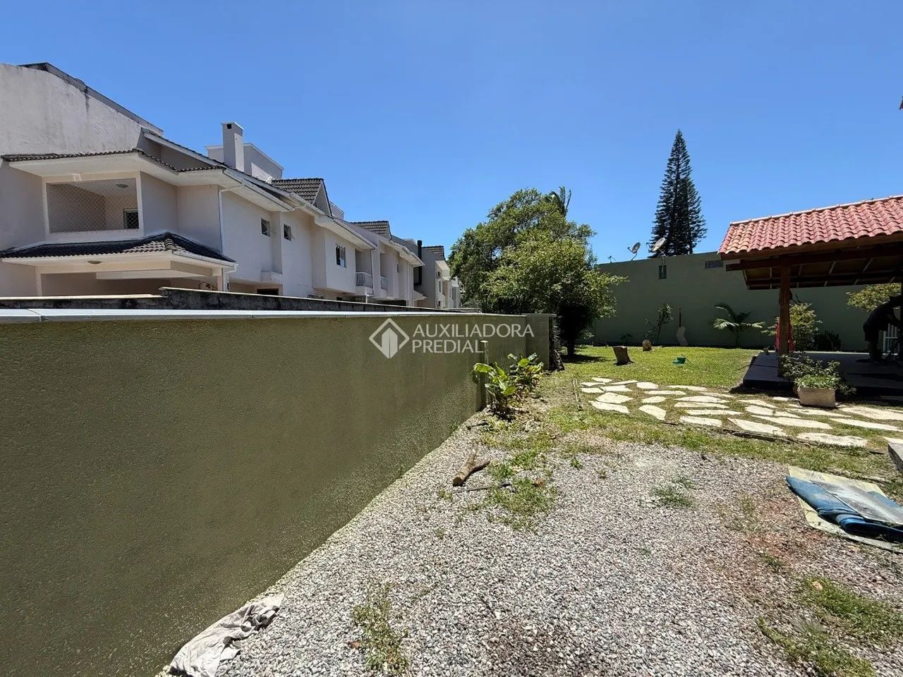 Casa Comercial à Venda no Santa Mônica em Florianópolis com 4 Quartos, Espaço Gourmet e Lo - Foto 3