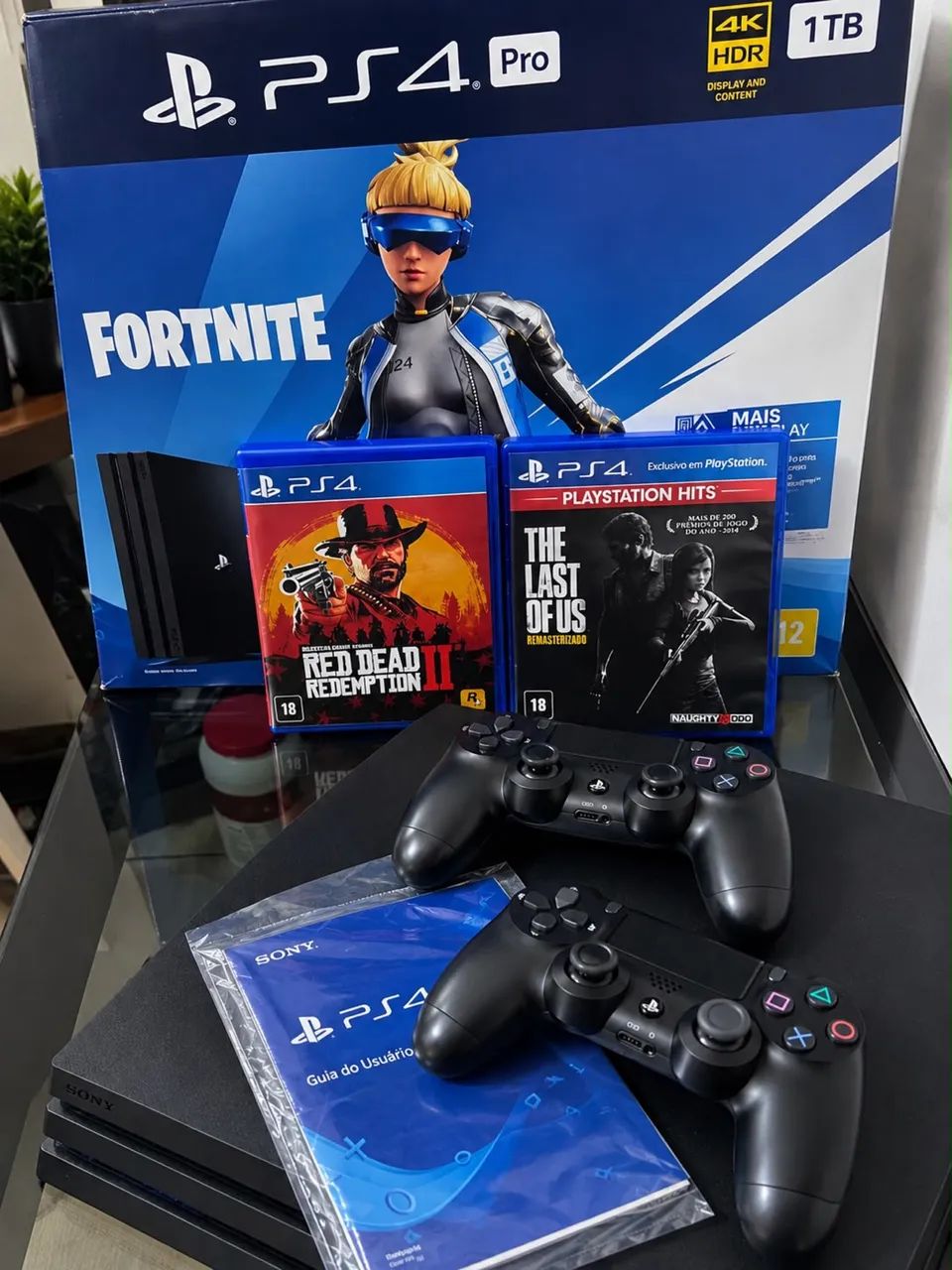 PLAYSTATION 4 PRO 1T