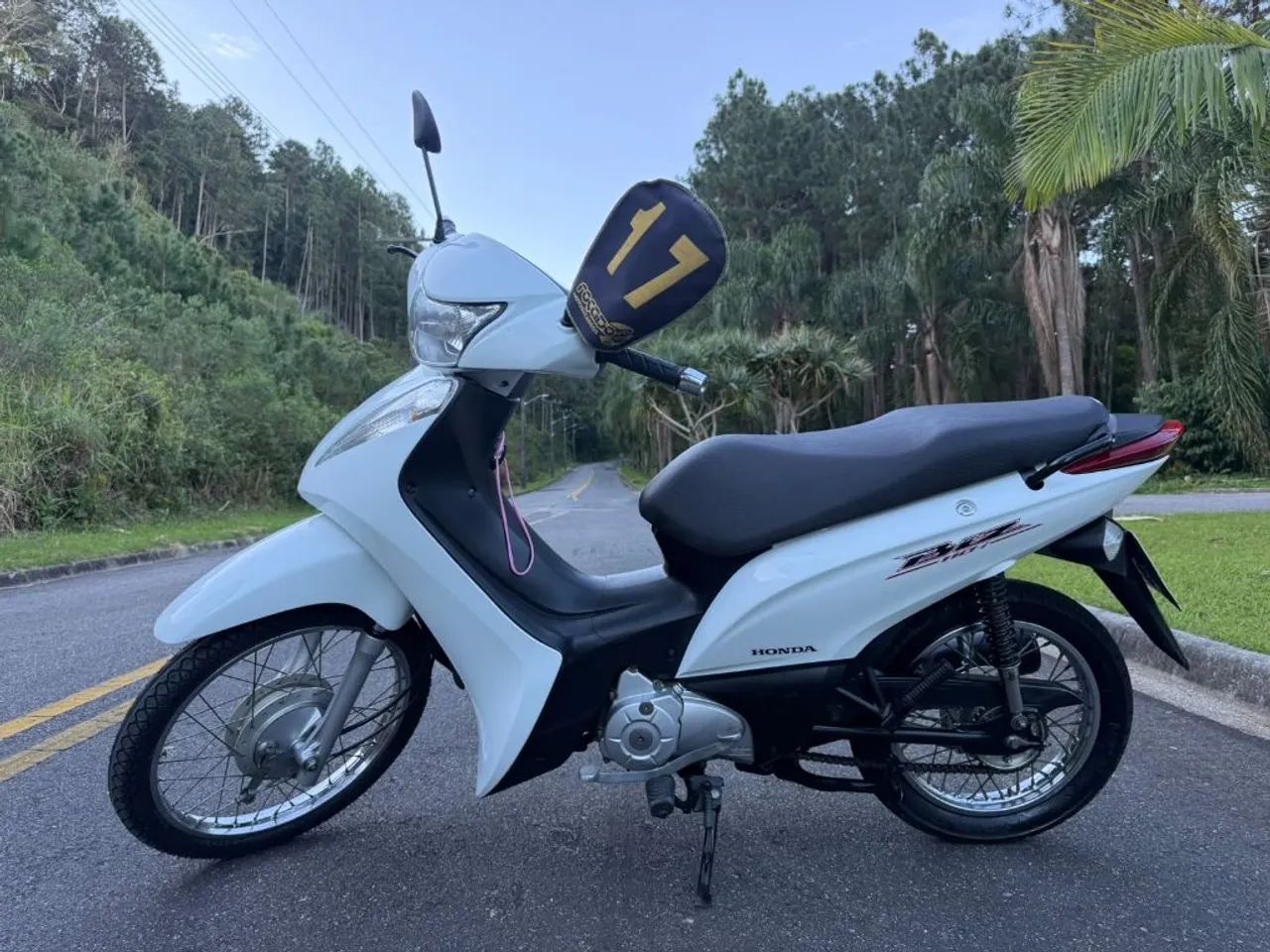 BIZ 110i - Foto 3