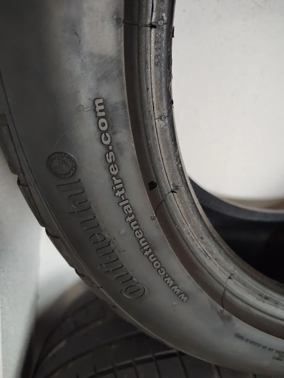 2 Pneus aro 17 215/50 Continental - Foto 4