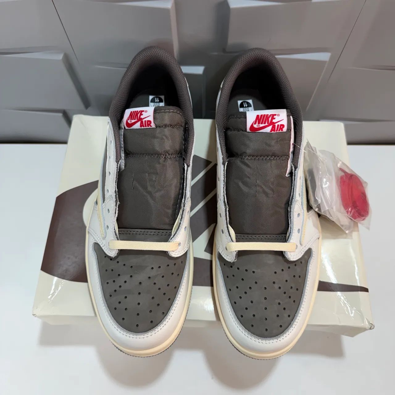 Air Jordan 1 Low Travis Scott Reverse Mocha 43 - Foto 3