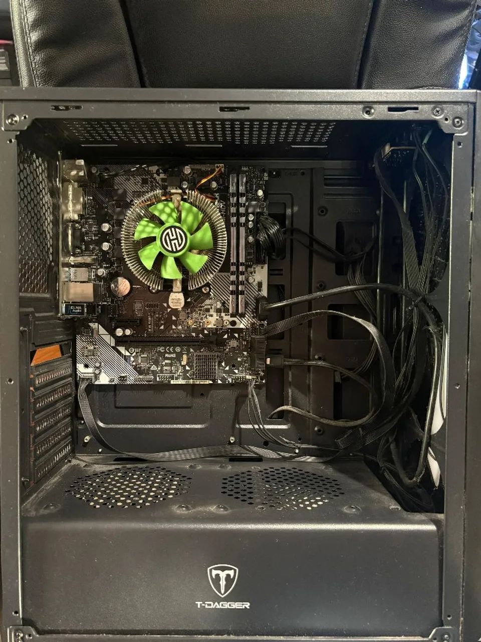 Vendo PC em ótimo estado 