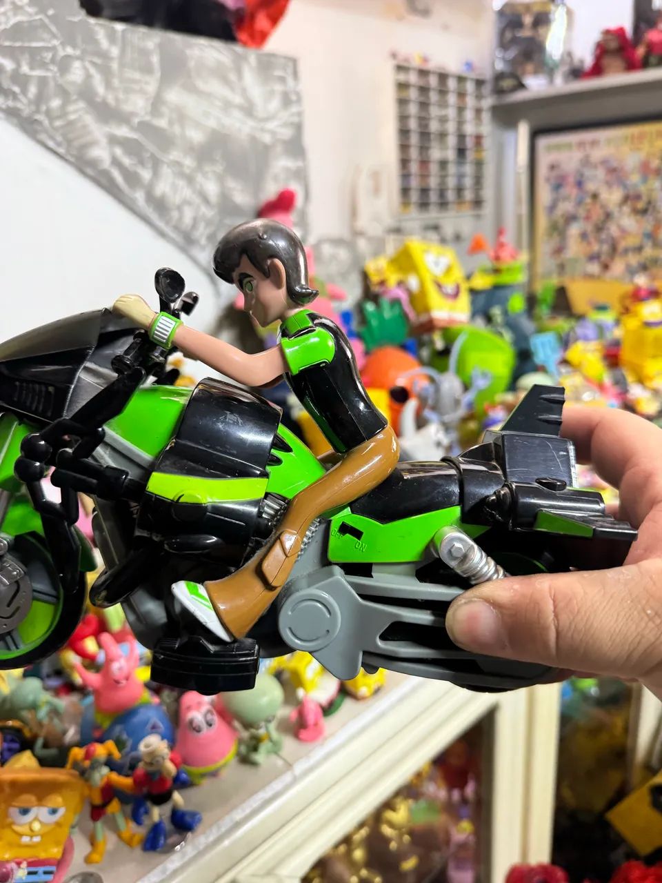 Moto ben 10