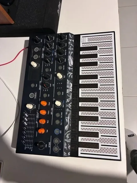 Moog Minitaur - Sintetizador Baixo Analógico - Estado de Novo