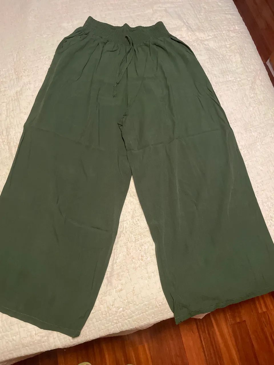 Calça viscolinho.