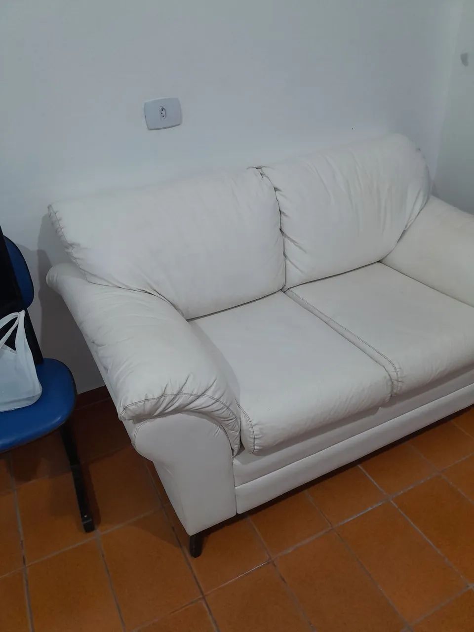 Sofá 2 lugares 
