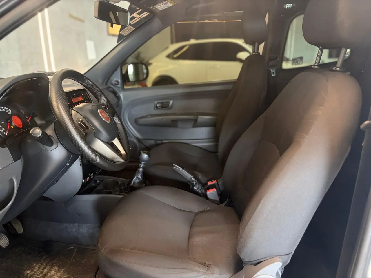 Fiat Strada Working Hard 1.4 Fire Flex 8V CD 2018 - Foto 5