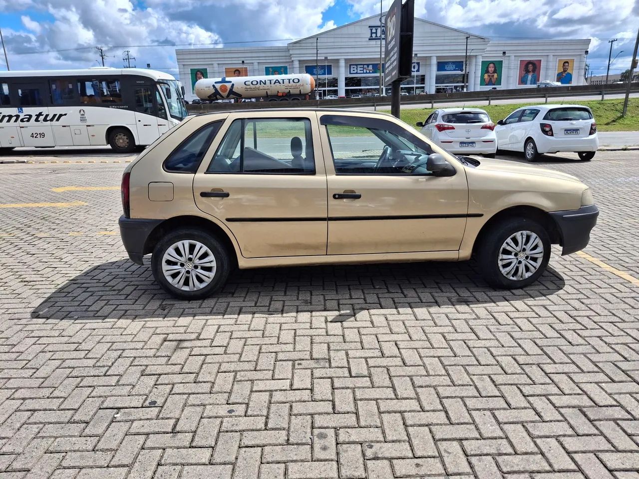 Volkswagen Gol 1.0 Plus 16V 4P 2000