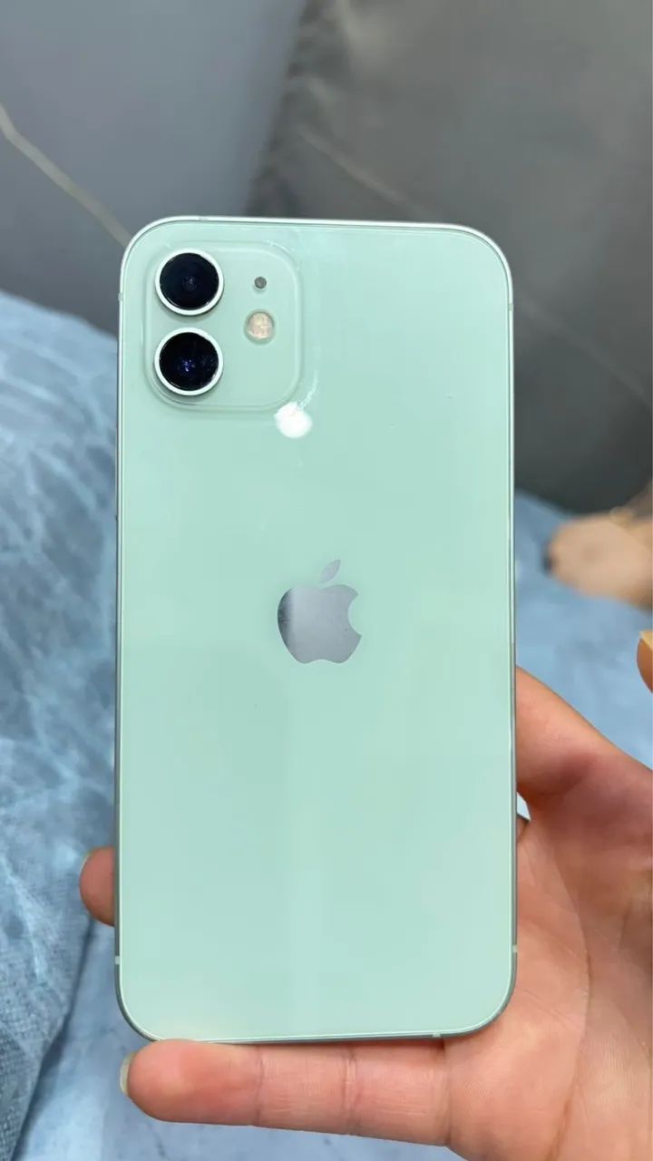 iPhone 12