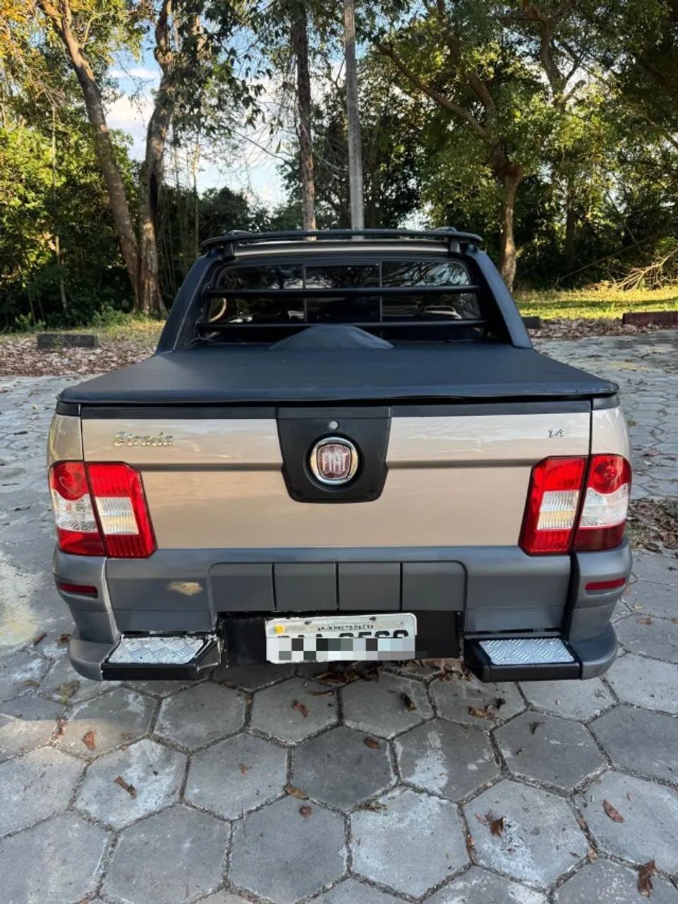 Fiat Strada Working Celeb.1.4 Fire Flex 8V CD 2012 - Foto 2