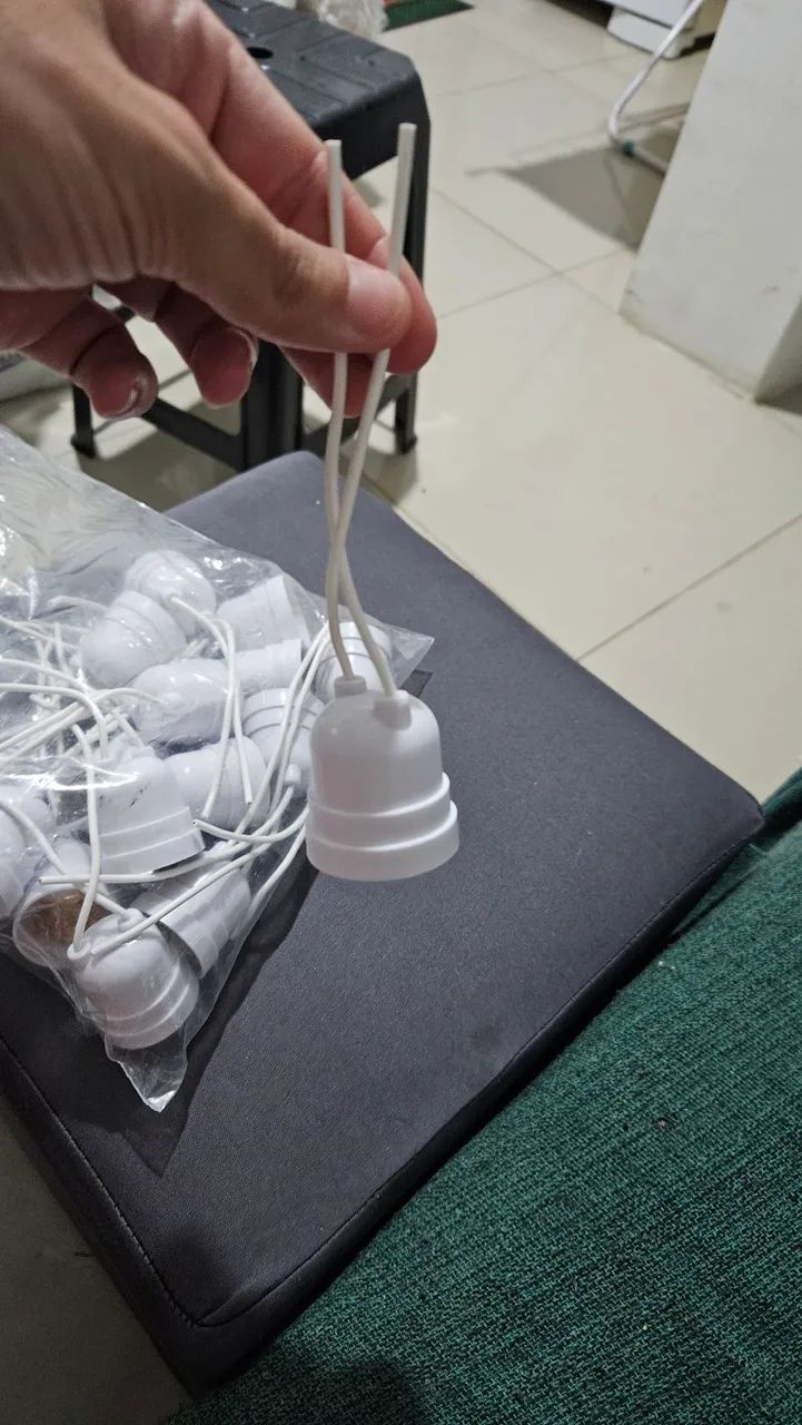 Bocal termoplástico pendente sem chave - Foto 2