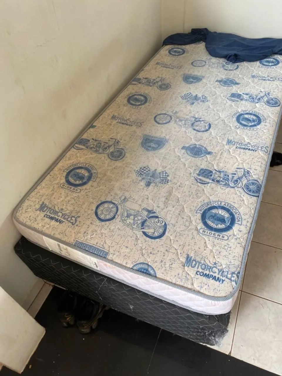 cama de solteiro 