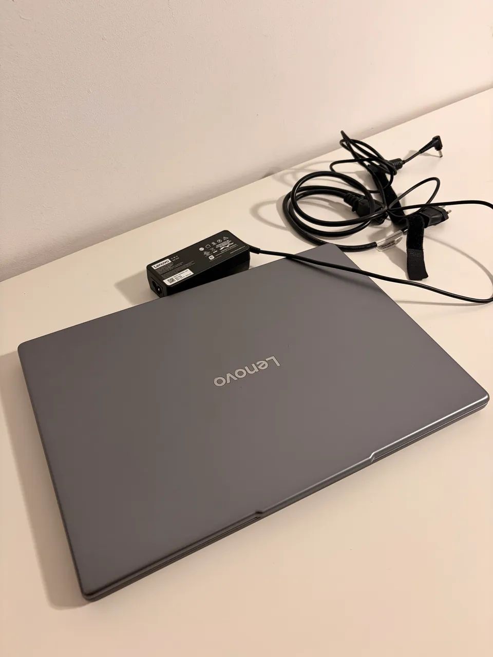 Lenovo IdeaPad Slim 3 15IRH10 - Foto 4