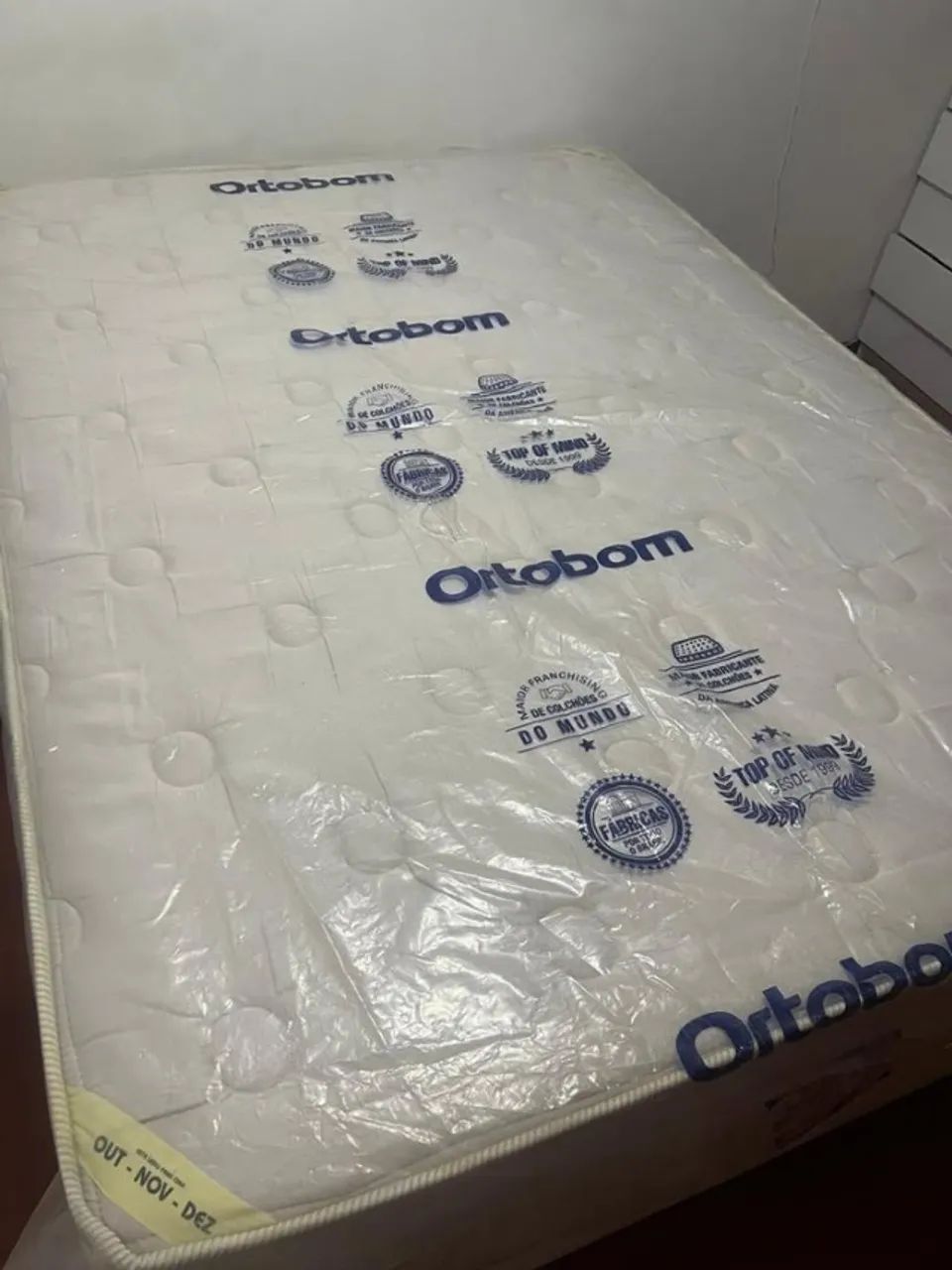 Colchão Casal Orthotel Superluxo®. - Bege. - 30x138x188cm. - Ortobom Colchões