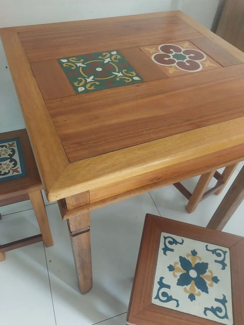 Vende-se jogo de mesa - Foto 3