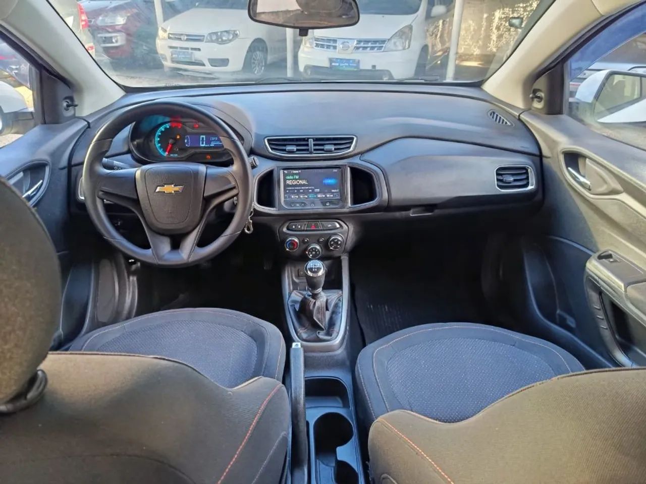 Chevrolet Onix Hatch LT 1.4 8V Flex Mec. 4P 2014 - Foto 5