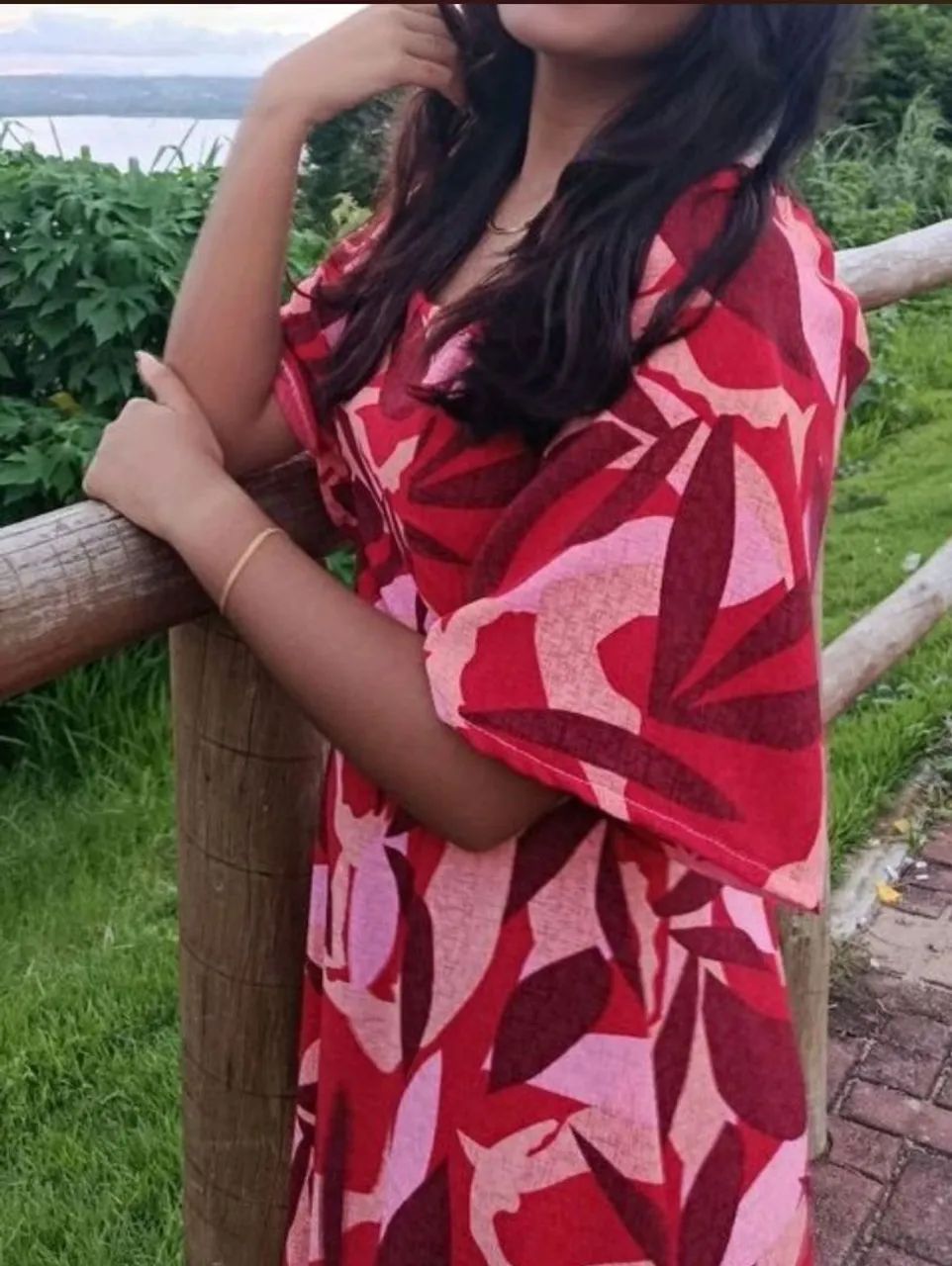 Vestido vermelho longo estampado  - Foto 2