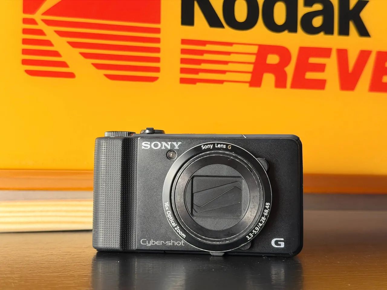 【美品】 ソニー SONY Cyber-shot DSC-HX9V Sony Cybershot DSC-HX9V - 16.2mp e 16x de zoom - Câmeras e